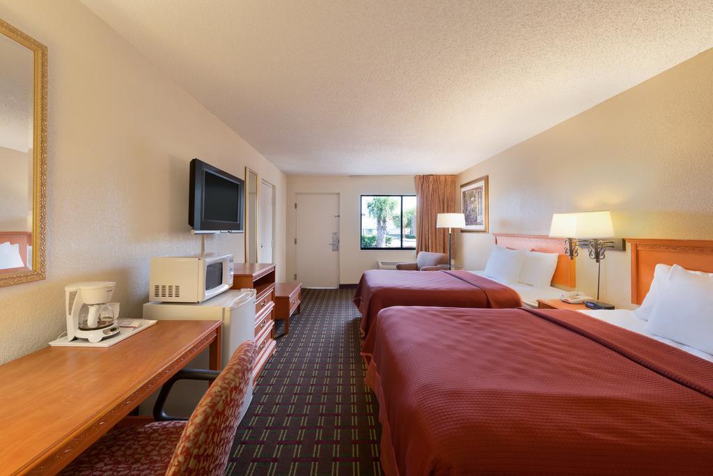 Rodeway Inn Port Richey North Εξωτερικό φωτογραφία