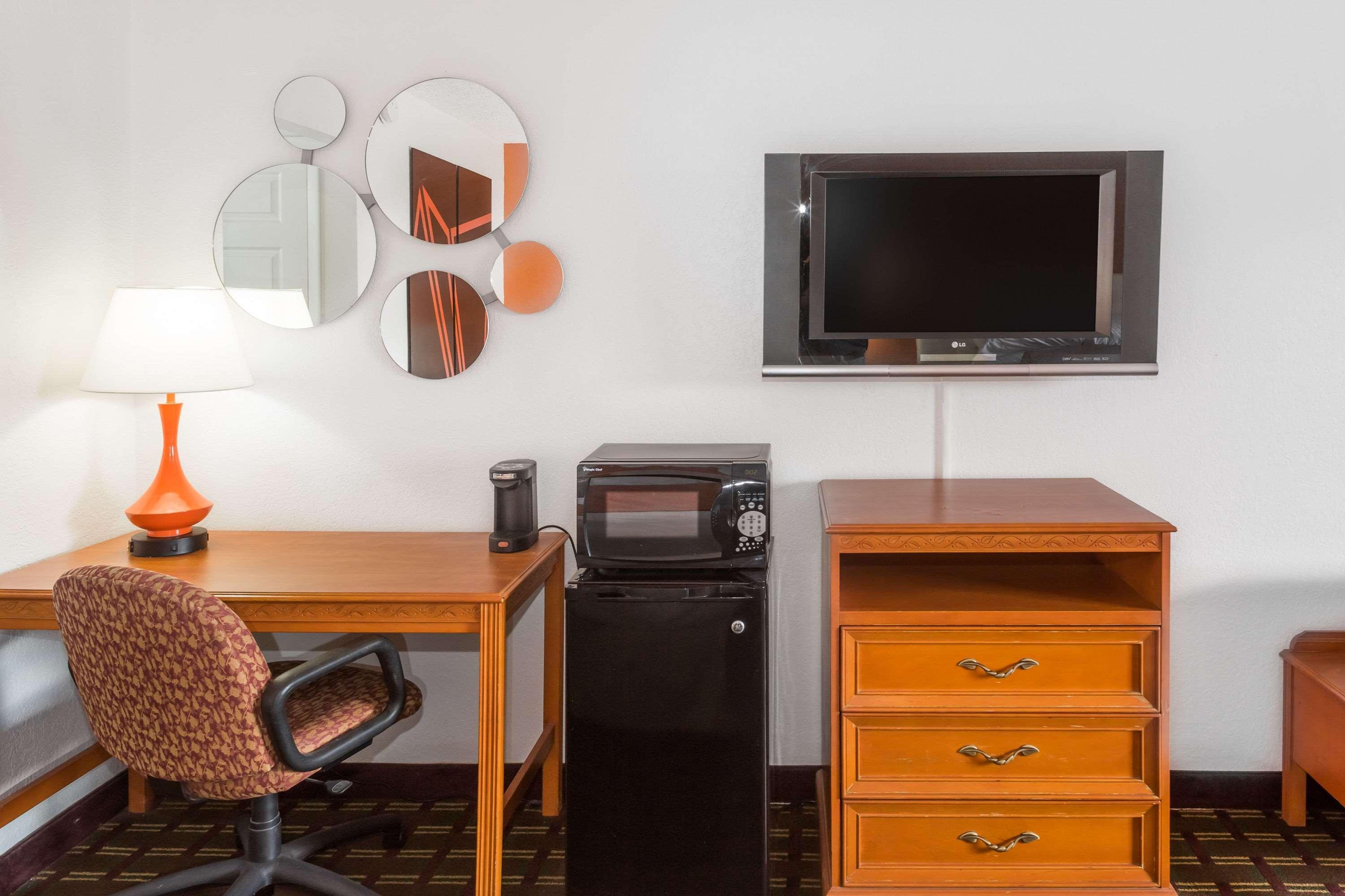 Rodeway Inn Port Richey North Εξωτερικό φωτογραφία