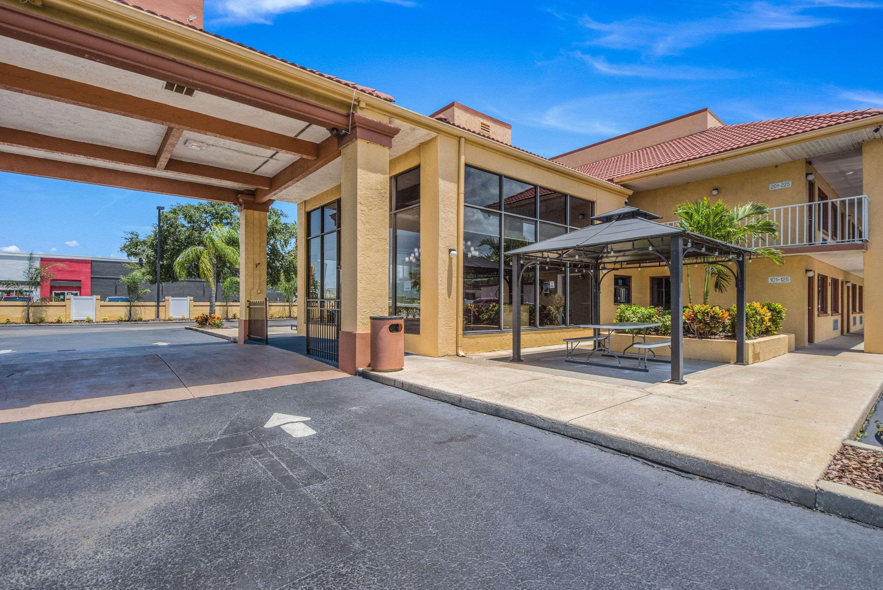 Rodeway Inn Port Richey North Εξωτερικό φωτογραφία